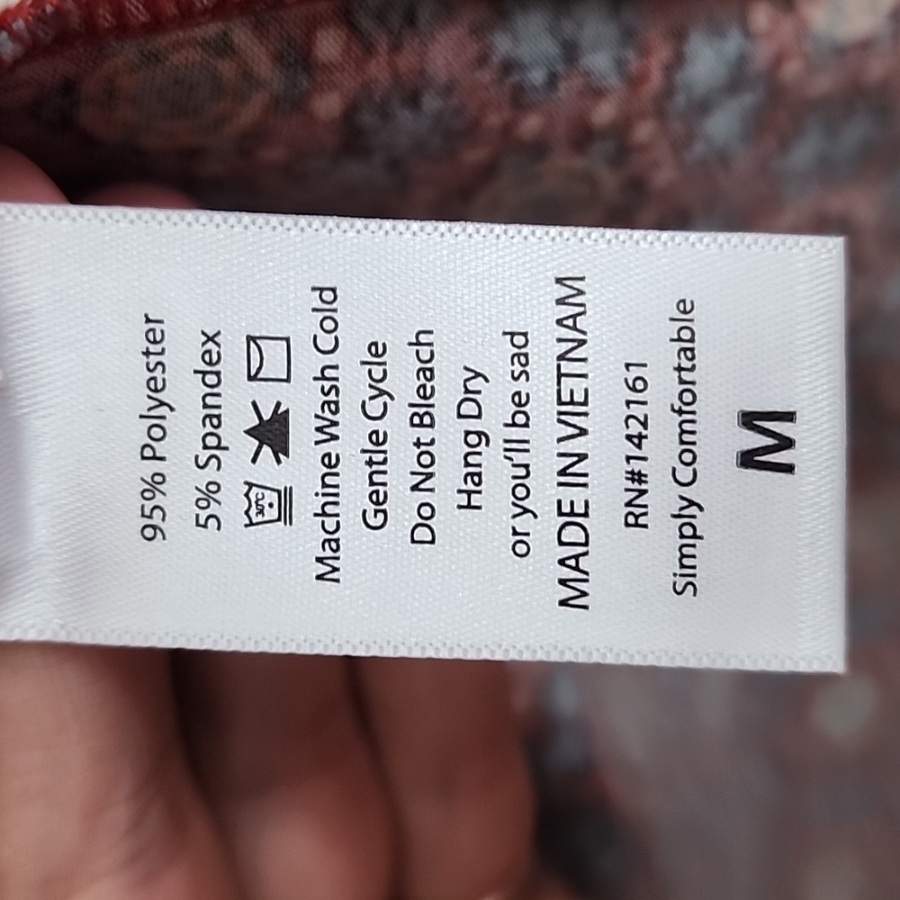 M Red Lularoe Randy - Picture 4 of 4